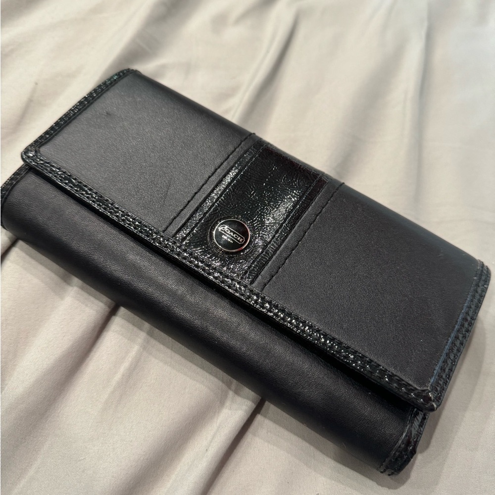 Black Coach Wallet 🖤
